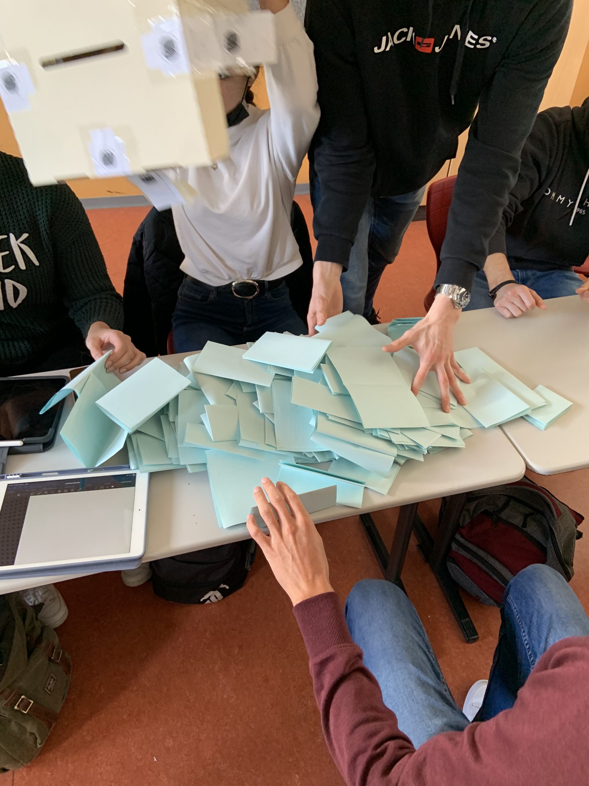 Mehr über den Artikel erfahren Juniorwahl an der KGS